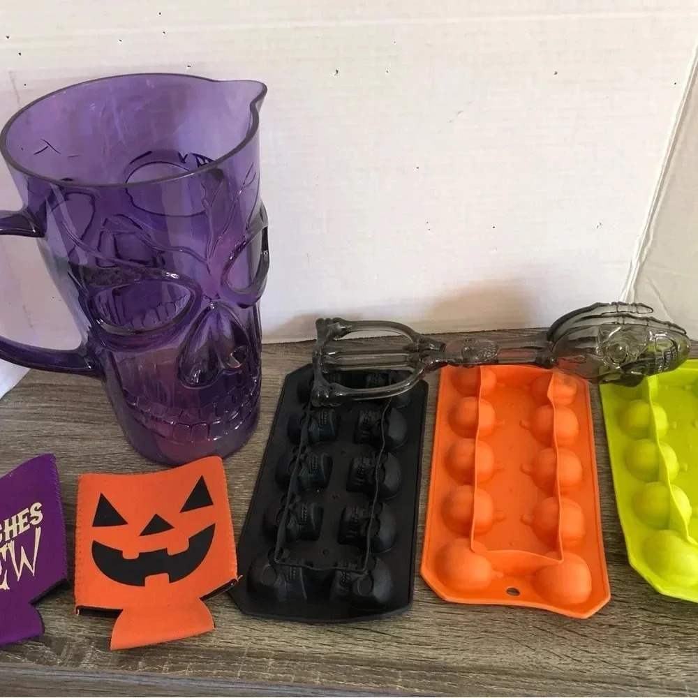 Halloween Kitchenware Lot
